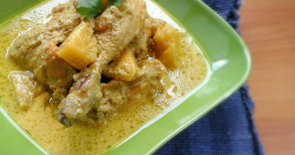  Resep  Opor Ayam  Nanas khas Palembang  oleh Nova Rilandari 