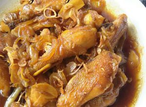 Foto resep Ayam goreng kecap simple dan enak pastinya.