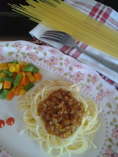Foto resep Spaghetti Bolognese With Steam Vegetable