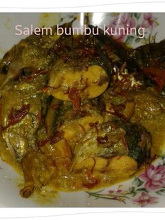 Foto resep ikan salem bumbu kuning mantap