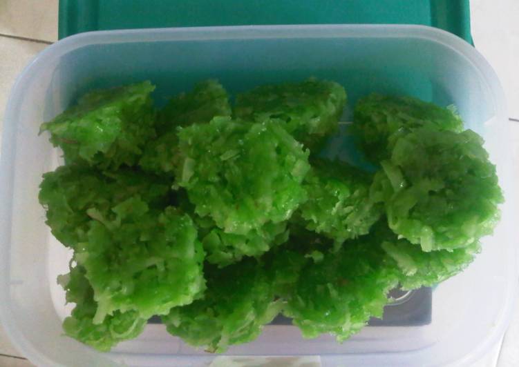 Langkah Mudah untuk Membuat Geplak (gulo klopo), Bisa Manjain Lidah
