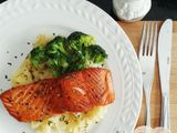 Pan-fried Salmon with Steamed Broccoli and Mashed Potatoes