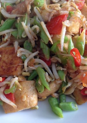Foto resep Tumis tauge tahu buncis dengan ikan teri