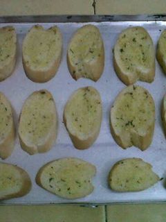 Foto resep Garlic Baguette Bread 