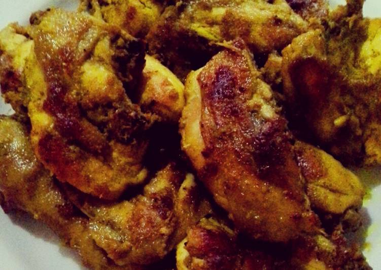 Ayam panggang bumbu kuning