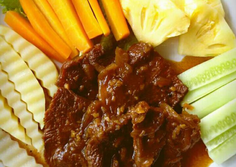 Proses Menyiapkan Bistik daging(Bistik jawa), Lezat Sekali