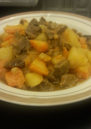 Foto resep Beef Stew ala Lidah Orang Indonesia