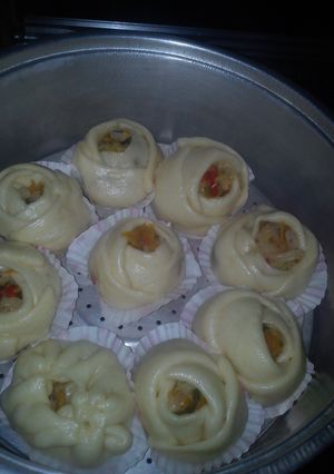 Foto resep Bakpao kolwor;-) (kol wortel)buat pak tani yg lagi mupuk sawah u