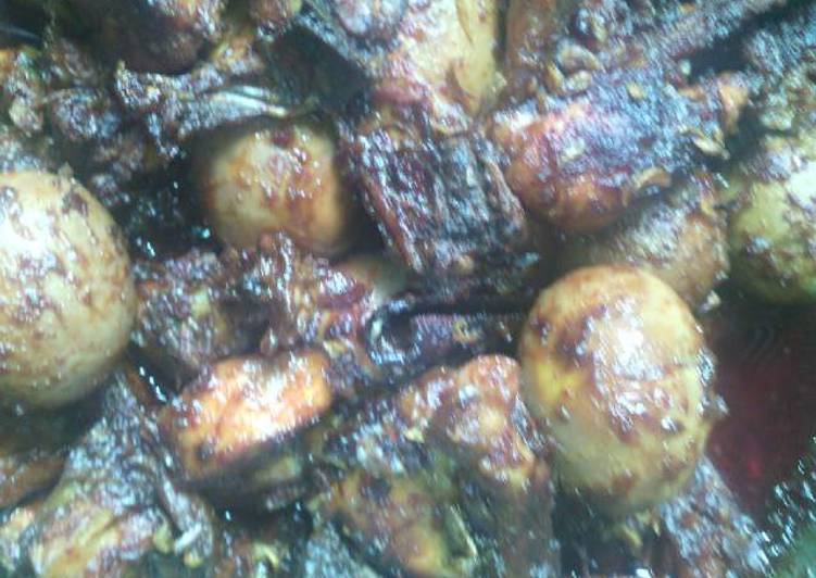 Bumbu Menyiapkan Ayam + hintalu itik masak habang khas banjarmasin yang Lezat Sekali