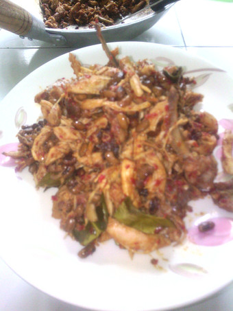 Bagaimana Membuat ayam suwir tolo pedas manis Anti Gagal