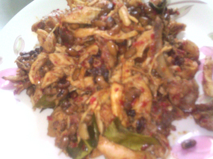 Bagaimana Membuat ayam suwir tolo pedas manis Anti Gagal