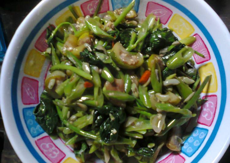  Resep Tumis Kangkung Terong  Kacang Panjang oleh Heny 