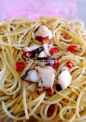 Foto resep Spaghetti Peperoncino - dengan Gurita (Octopus)