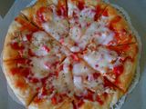 Tuna Pizza
