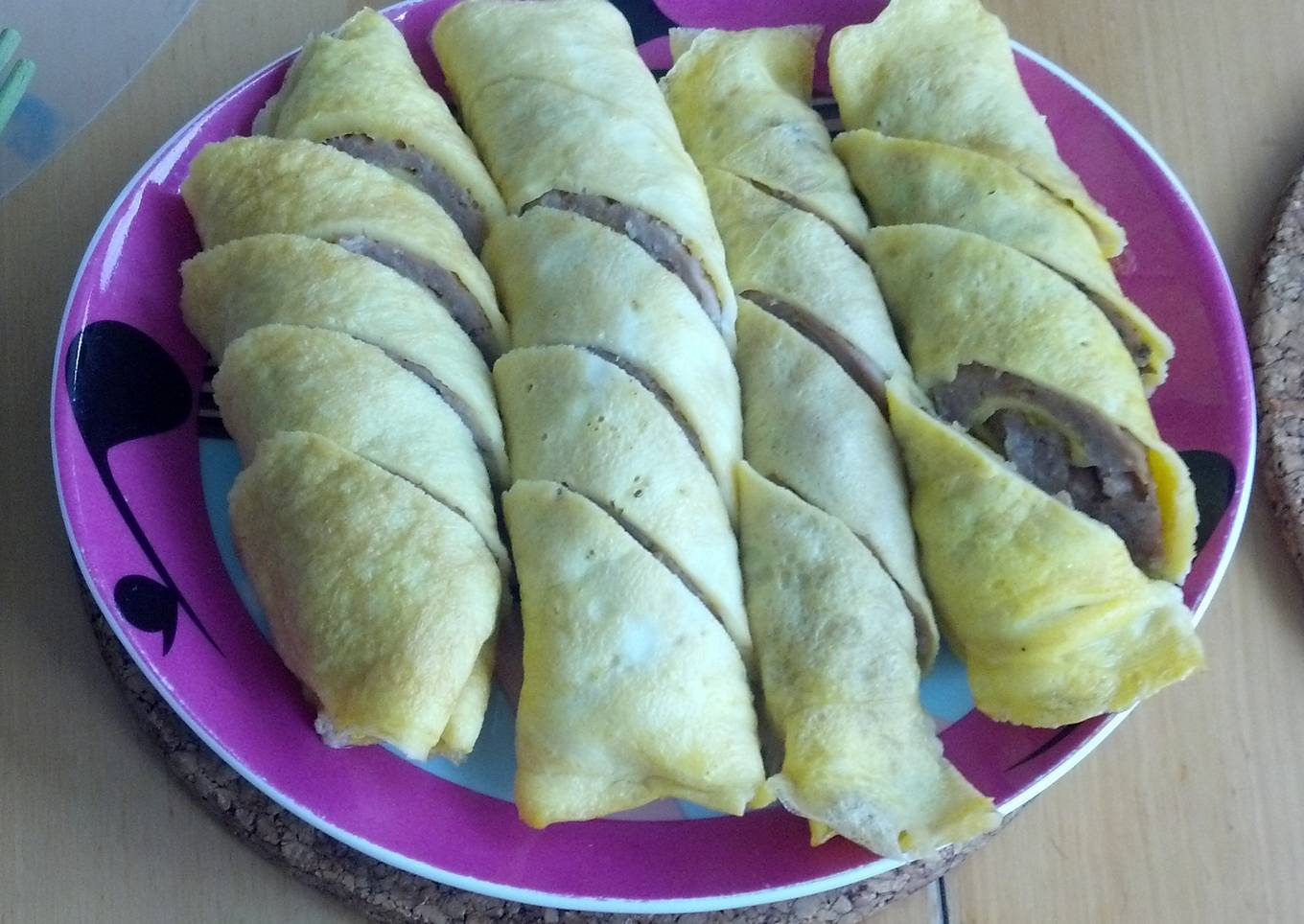 steam egg roll daging babi