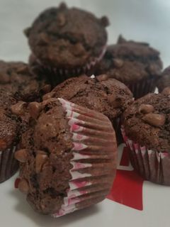 Foto resep Double Chocolate Banana Muffins