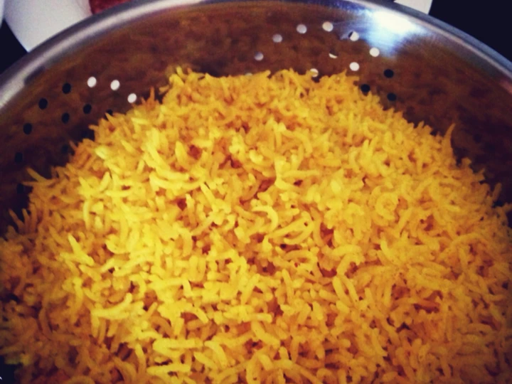 Cara Gampang Membikin Resep  Nasi Kuning Super Simple yang Menggugah Selera, Menggugah Selera