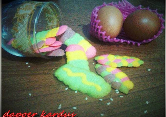 colour full cat's tongue cookies a.k.a kue lidah kucing warna-warni