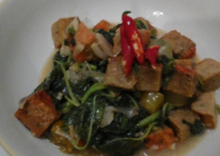 Tumis B.O.S (Bayam Oncom Soya)