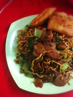 Foto resep mie goreng bakso