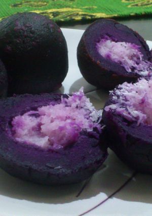 Foto resep "BOBOKU" (Bola-Bola Kelapa Ungu)