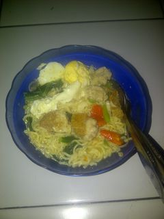 Foto resep mie rebus enak tp smple