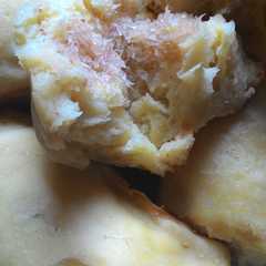 รูปของ Coconut Sweet Bread(No Oven Just Hakasima Pan)