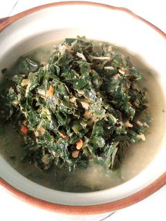 Foto resep Sayur Daun Singkong Pedas Gurih Tempo Dulu