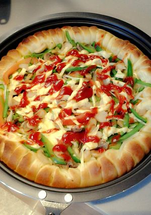 Foto resep Pizza Enak Rumahan.... olahan dari berbagai sumber