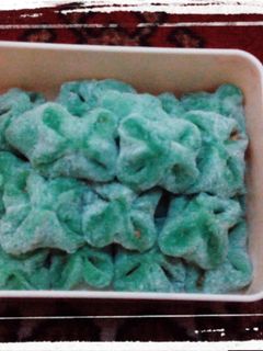 Foto resep kue mochi pandan isi kacang yummy
