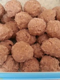 Foto resep Bakso sapi mendat rasa lezat wajah broken heart