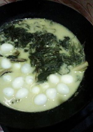 Foto resep Gulai Daun Singkong Telur Puyuh + Teri Mudah & Nikmat