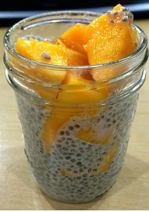 Foto resep pudding chia with mango topping