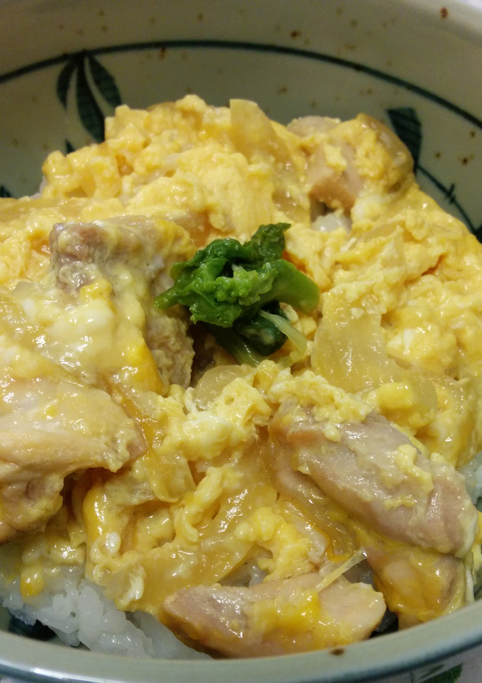 Foto resep Japanese Oyakodon (Rice bowl chicken and egg)