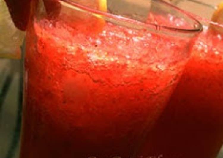 Cara Gampang Membuat Juice Strawberry-berry Lemon yang Lezat Sekali