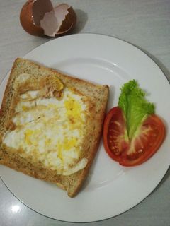 Foto resep buat sarapan 3 menit: roti telor