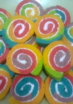 Foto resep BOLU KUKUS RAINBOW