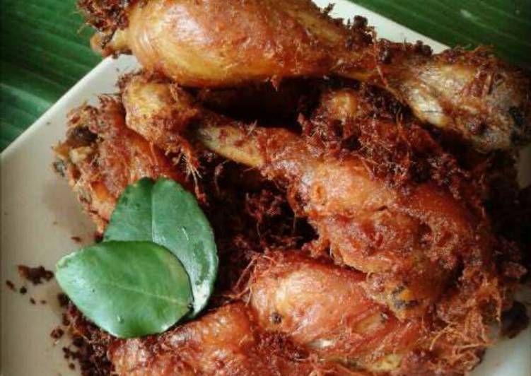 Resep Ayam Goreng Padang Bumbu Lengkuas, Lezat