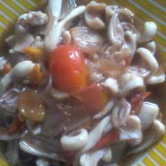 รูปของ cumi saus tiram asam pedas