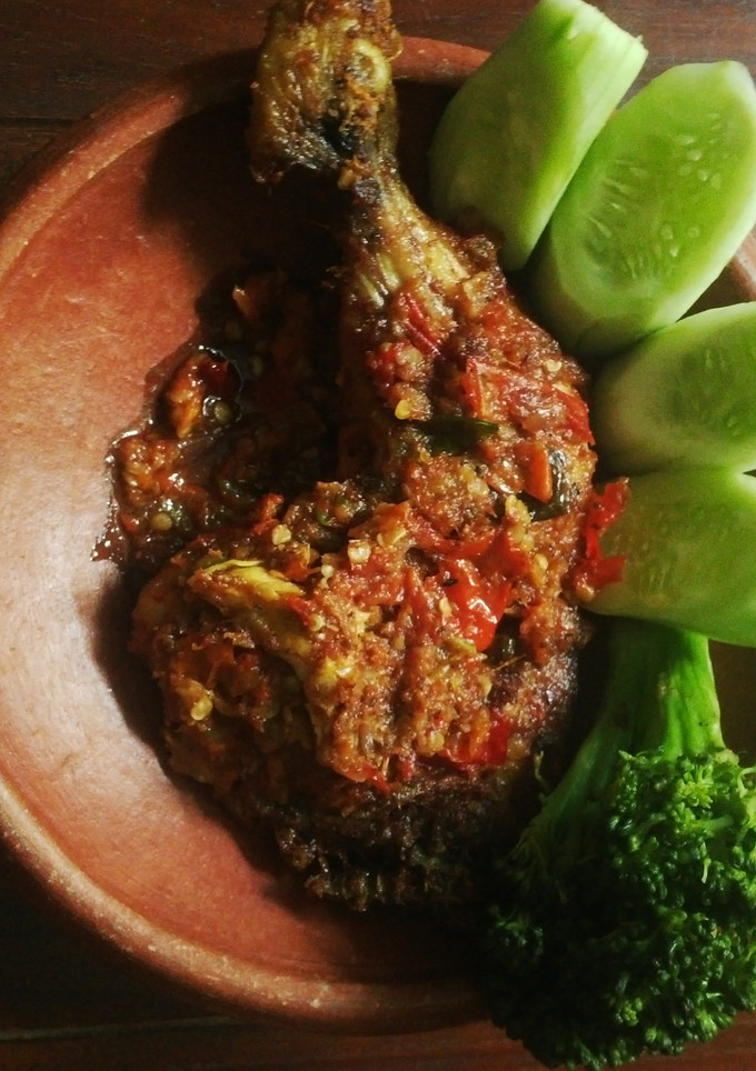 Foto resep Ayam Penyet sambal kencur