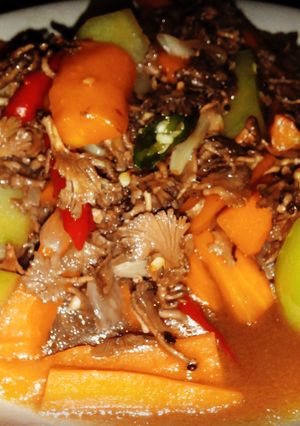 Foto resep tumis jamur tiutikus berlabu wortel