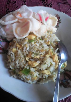Foto resep NasGor Buto Ijo simple