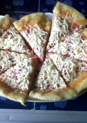 Foto resep Pizza simple and easy (teflon pizza)