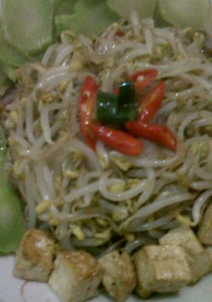 Foto resep Tumis Tauge BaLi (Batang Brokoli)