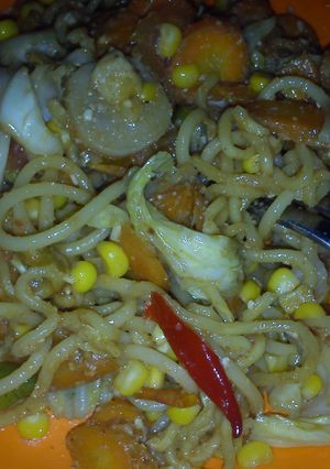 Foto resep spaghetti bumbu chapcay uenak ;-)