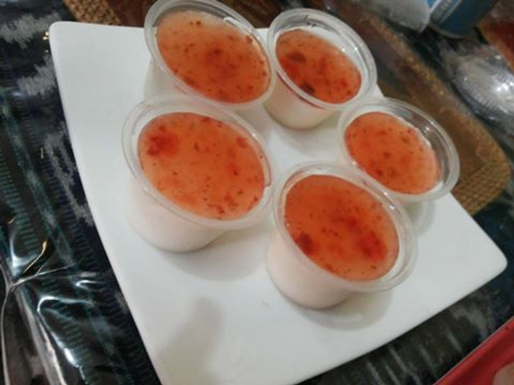 Resep Puding sutra cantik with strawberry yang Bisa Manjain Lidah