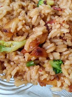 Foto resep Chicken Nugget & Broccoli Fried Rice