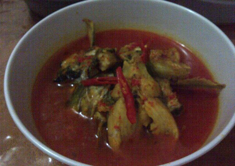 ikan kuah merah