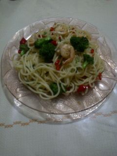 Foto resep spaghetty aglio olio with shrimp and veggie