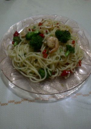 Foto resep spaghetty aglio olio with shrimp and veggie